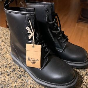 Dr. Martens New 1460 Black Boots